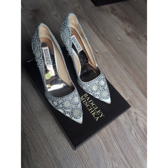 Badgley Mischka Rouge Crystal Embellished Heels Womens 6.5 - Picture 5 of 16